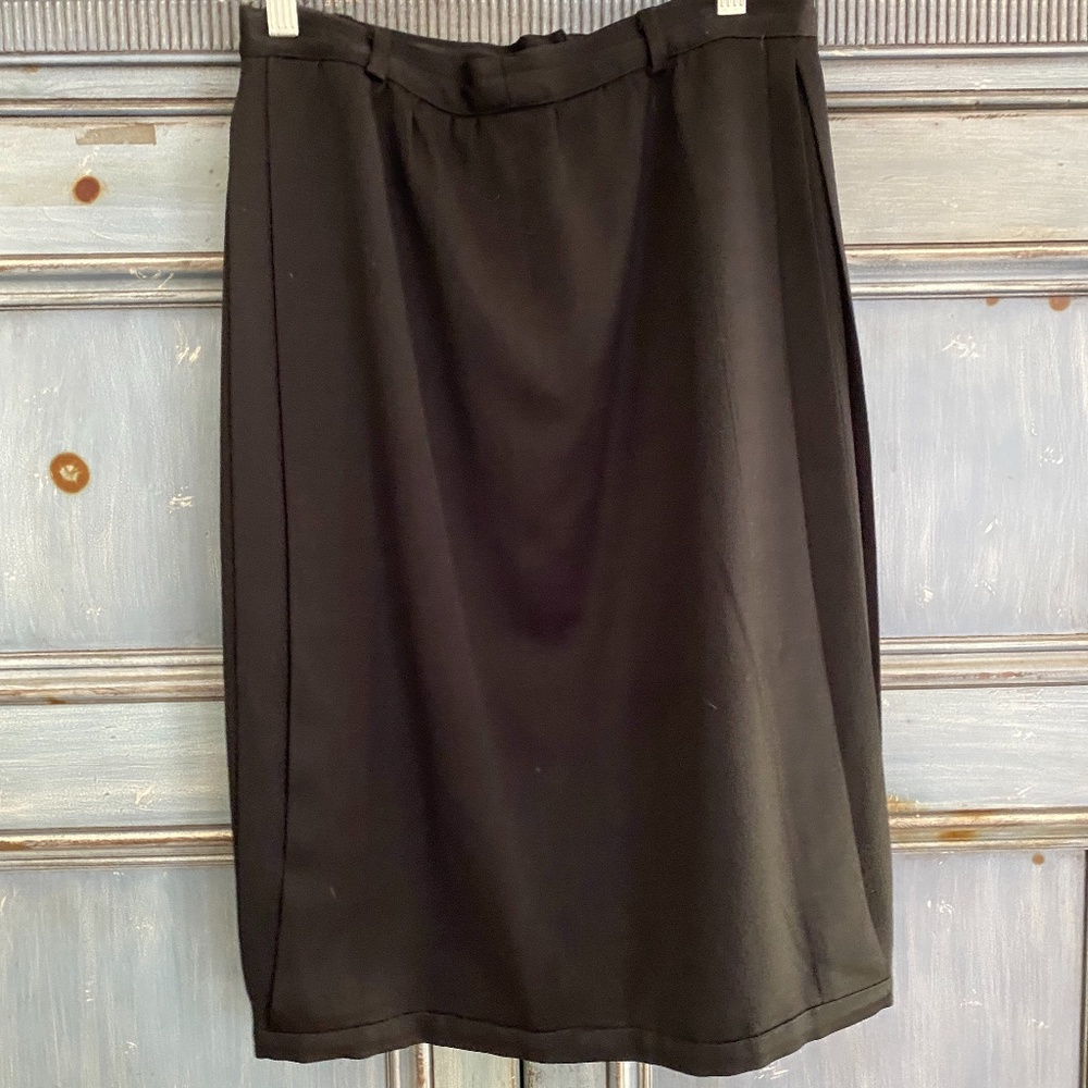 Vintage Luciano Soprani black wool skirt size 42